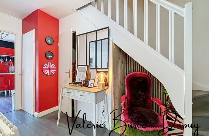 A Orléans Quartier Fbg Bannier-Blossière, Maison 104 m² avec 3 chambres , Jardin clos et stationnement — photo 3
