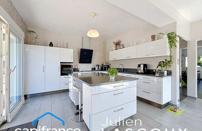 ENGINS – MAISON D’EXCEPTION – 208 M² HABITABLES – VUE PANORAMIQUE — photo 2