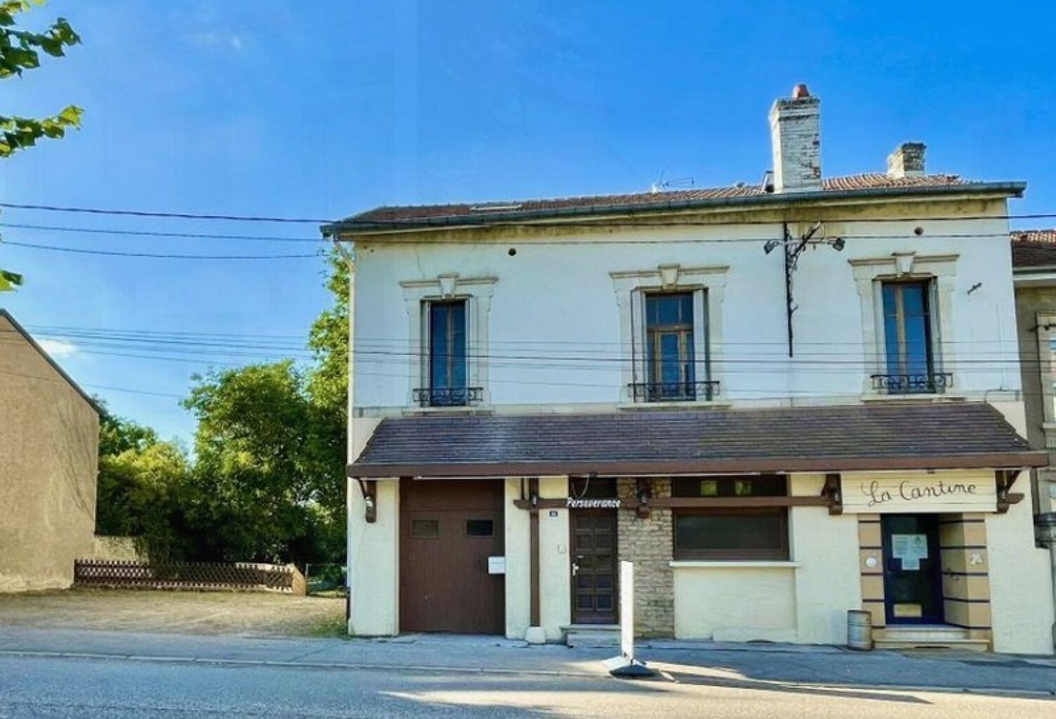 Immeuble — photo 1