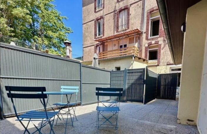 Immeuble — photo 2