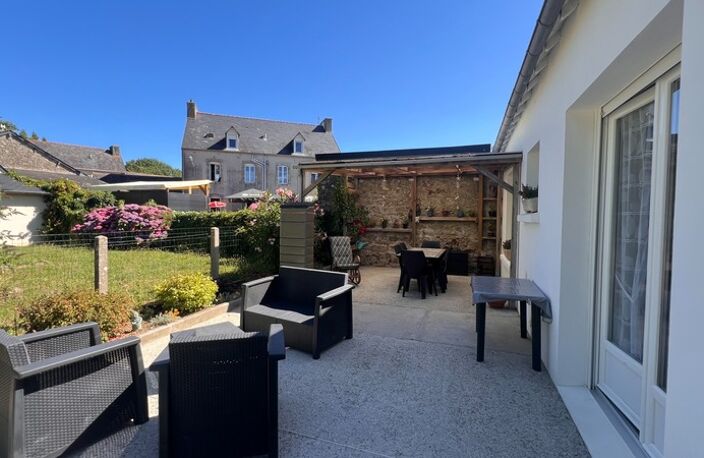 PLOEVEN (29) proche de PLOMODIERN - Maison à vendre de type 5 de 85 m² habitable 100 m² utile - Terrain de 248 m² - Dépendance — photo 5