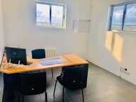 Dpt Yvelines (78), à louer FRENEUSE BUREAUX - Plain pied — photo 3