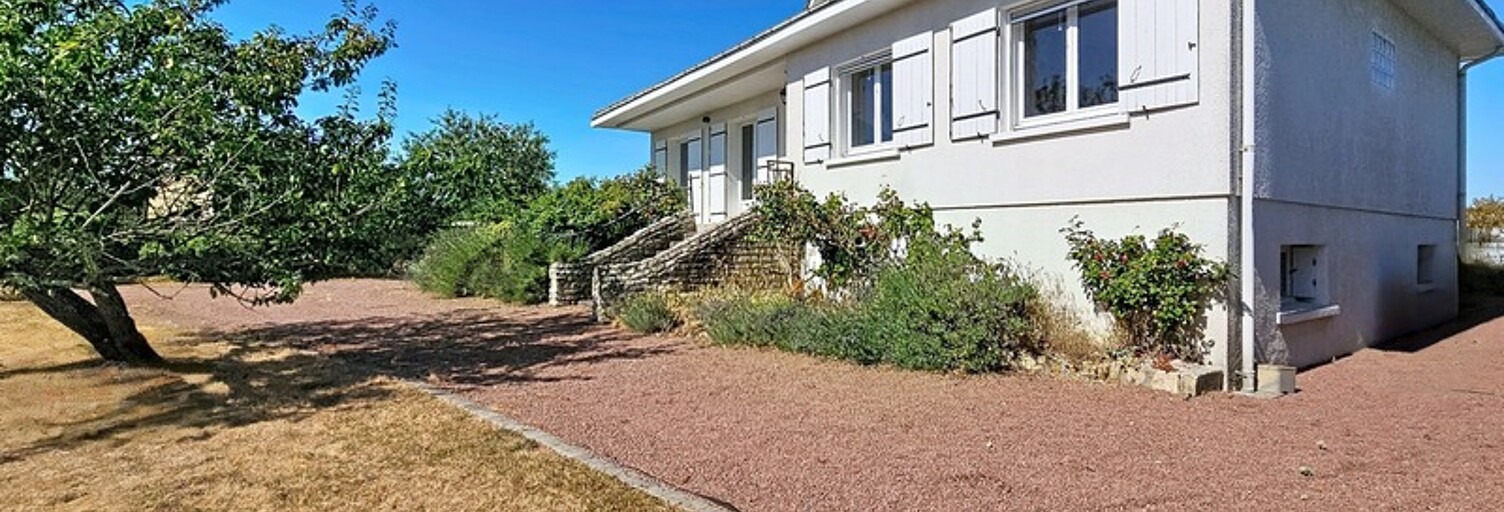 Maison 7 Pièces 121 m² à vendre à Saint-Jacques-de-Thouars (79100)