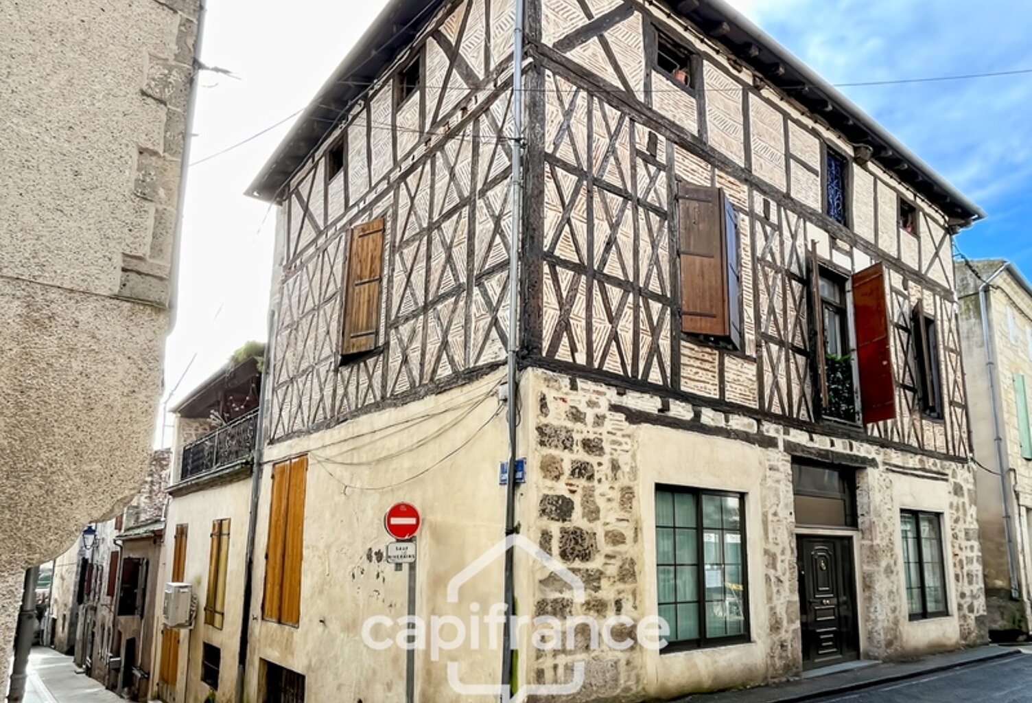 Bureaux de 180m2 avec sous-sol intégral en cœur de ville dans un bel immeuble en pierre — photo 1