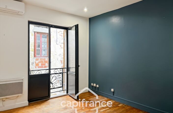 Bureaux de 180m2 avec sous-sol intégral en cœur de ville dans un bel immeuble en pierre — photo 2