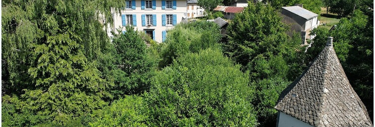 Maison 17 Pièces 366 m² à vendre à Avèze (63690)