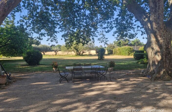 VELAUX – DOMAINE D'EXCEPTION DE 3,45 HECTARES AUX PORTES D'AIX-EN-PROVENCE — photo 3