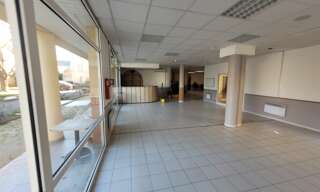 Local industriel 10 Pièces 434 m² à vendre à Alès (30100)