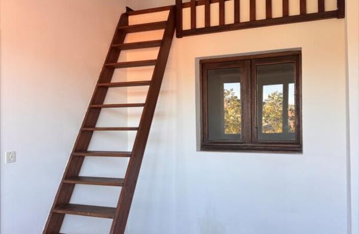 F3 bis de 103m² en duplex Clermont CENTRE PROCHE CATHEDRALE — photo 5