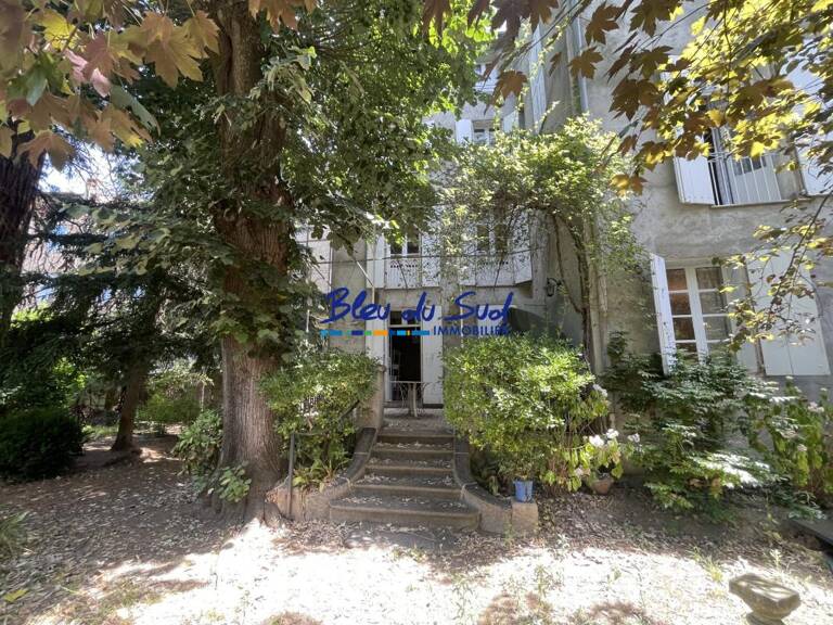 Grande maison de caractère avec terrasse et parc arboré — photo 1