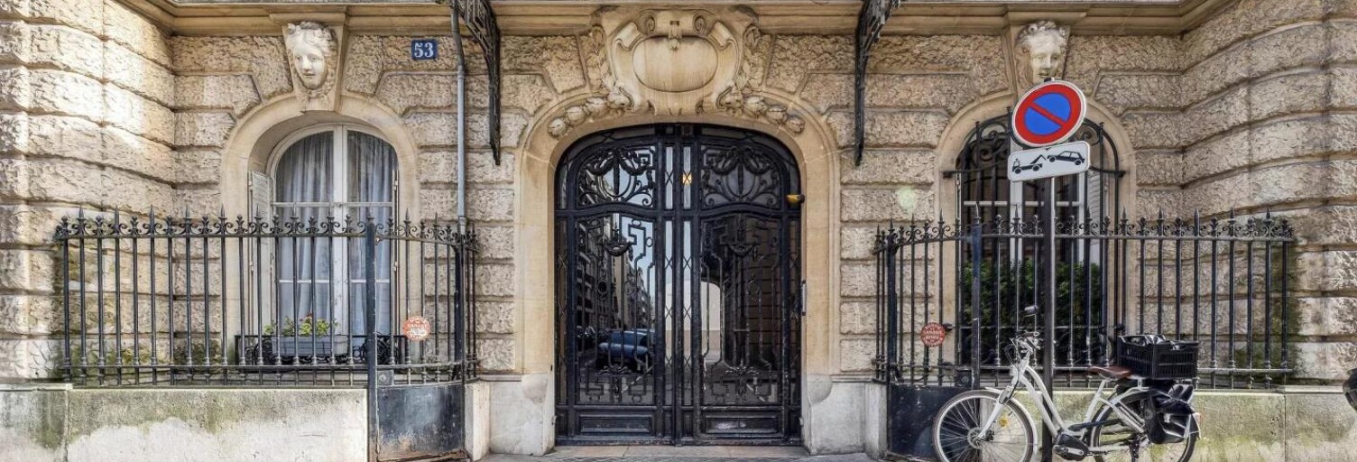 Bureau 15 Pièces 368 m² à vendre à Paris (75000)