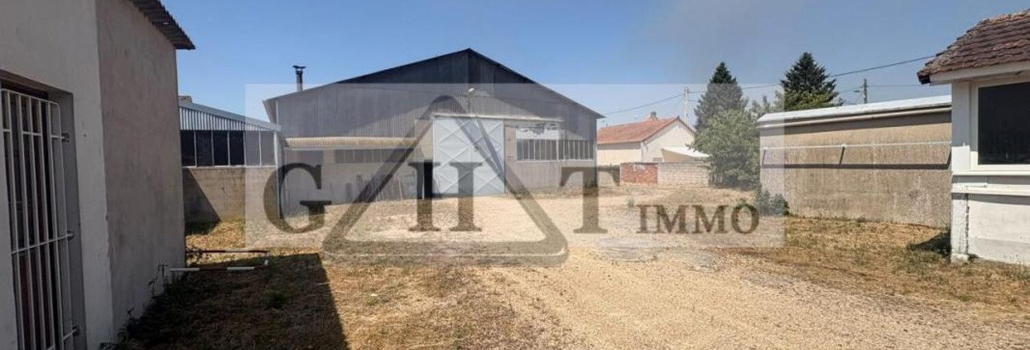 Local industriel  961 m² à vendre à Dammarie-les-Lys (77190)