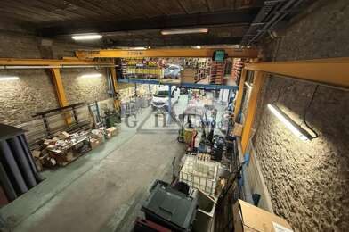 Local industriel  4500 €
