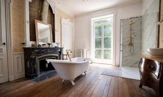 Maison 10 Pièces 360 m² à vendre à Neuville-sur-Ain (01160)