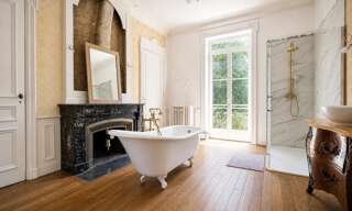 Maison 10 Pièces 360 m² à vendre à Neuville-sur-Ain (01160)