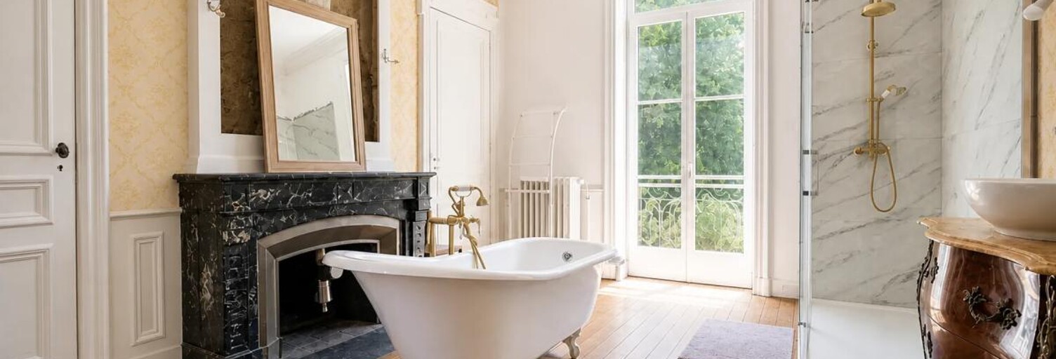 Maison 10 Pièces 360 m² à vendre à Neuville-sur-Ain (01160)