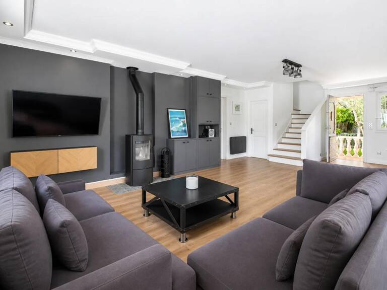Maison de 5 pièces de 183 m² située à Drap — photo 1