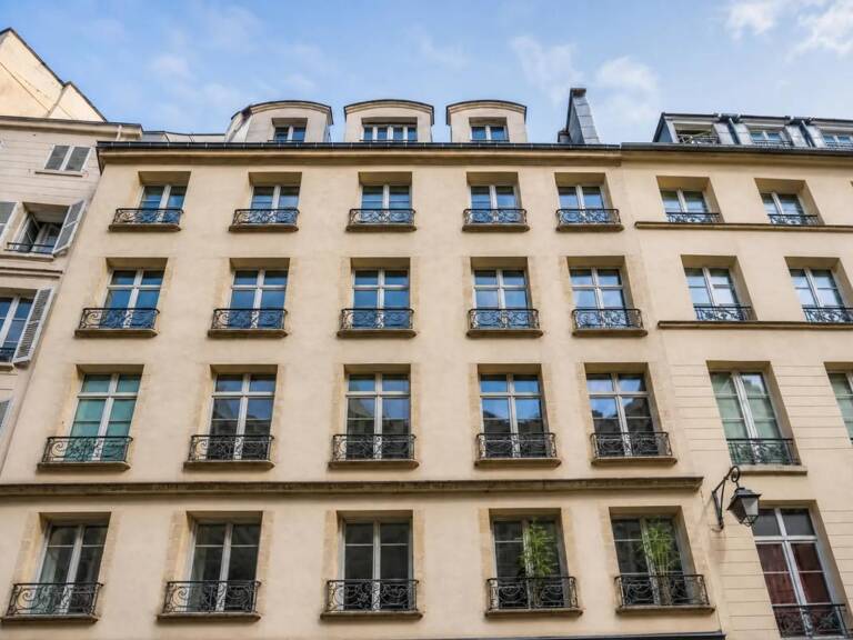Appartement 2 pièces de 60 m² situé à Paris — photo 1