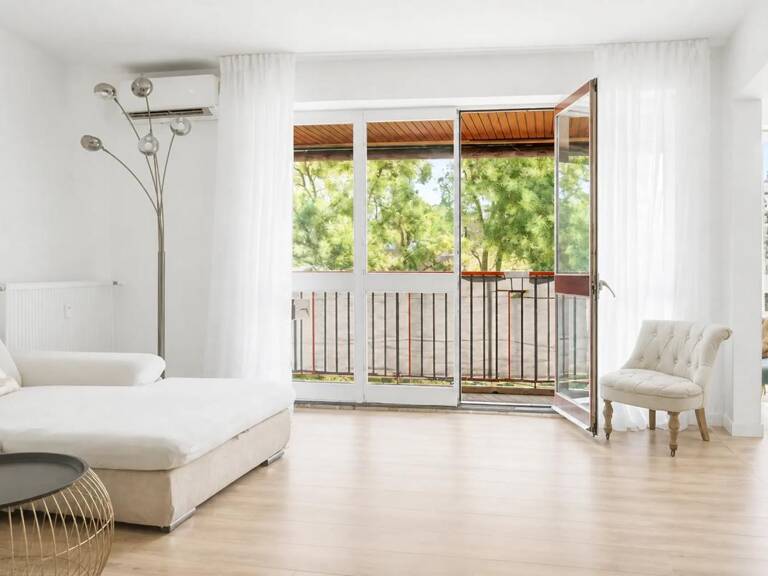 Appartement de 4 pièces de 77 m² à Avignon — photo 1