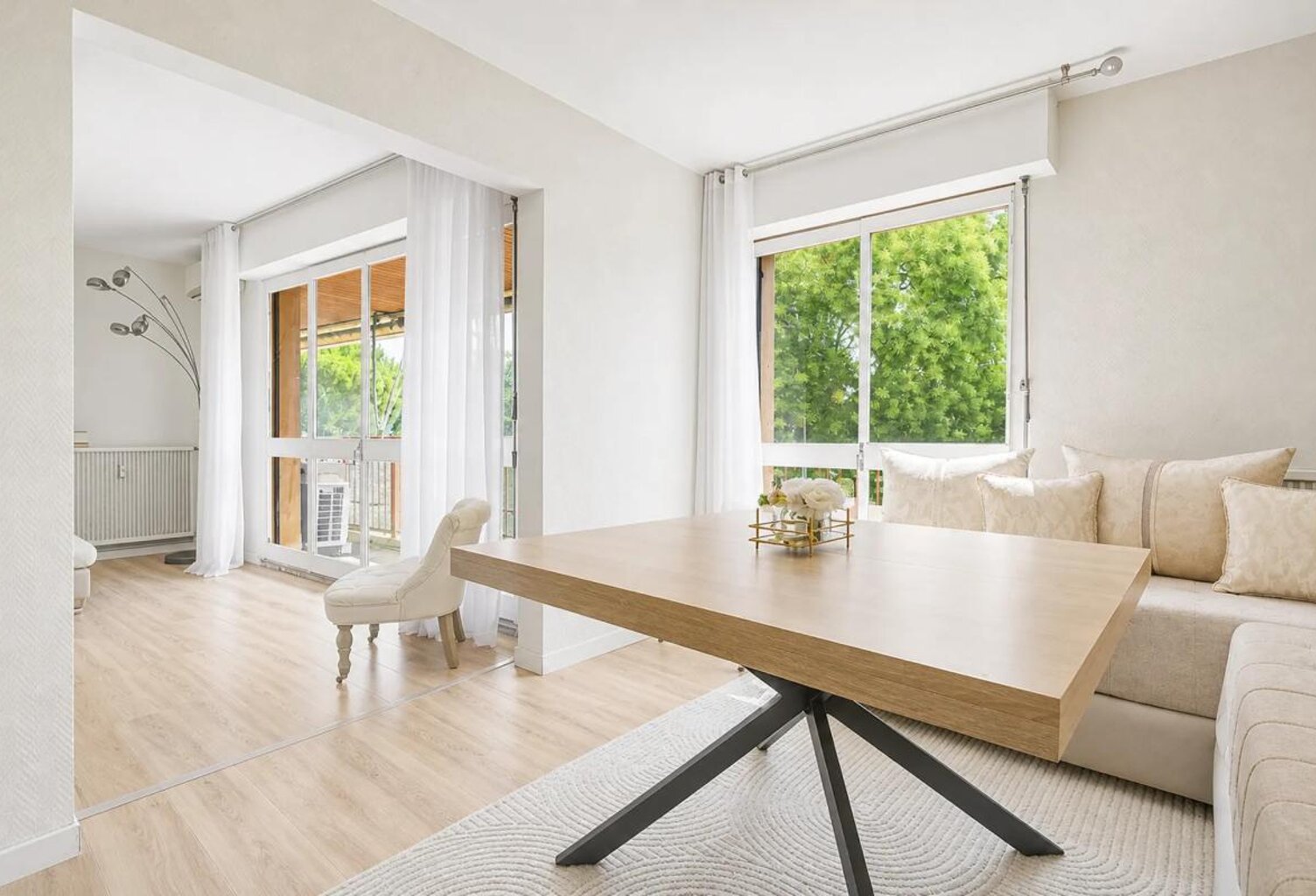 Appartement de 4 pièces de 77 m² à Avignon — photo 1