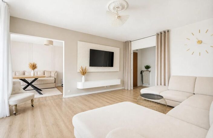 Appartement de 4 pièces de 77 m² à Avignon — photo 2