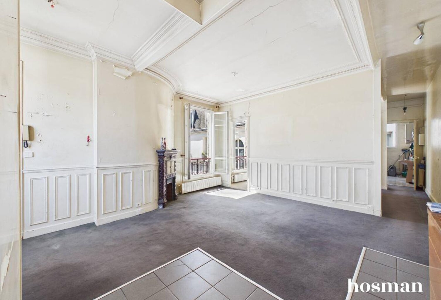 Découvrez cet appartement 3 / 4 pièces de 60 m², à rénover, idéalement situé au 5ème étage sans ascenseur — photo 1