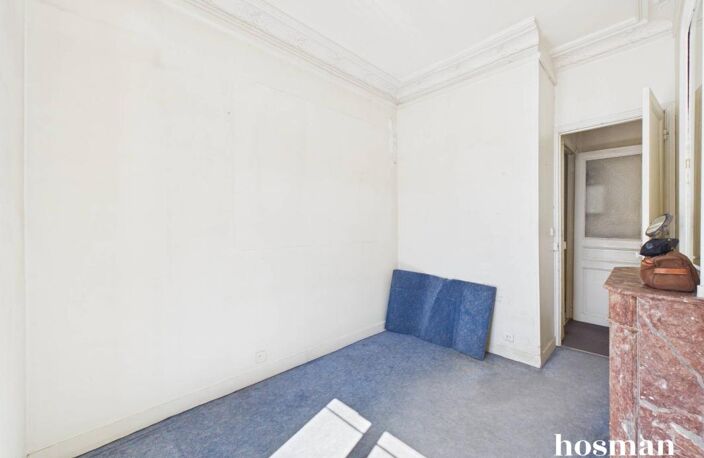 Découvrez cet appartement 3 / 4 pièces de 60 m², à rénover, idéalement situé au 5ème étage sans ascenseur — photo 3