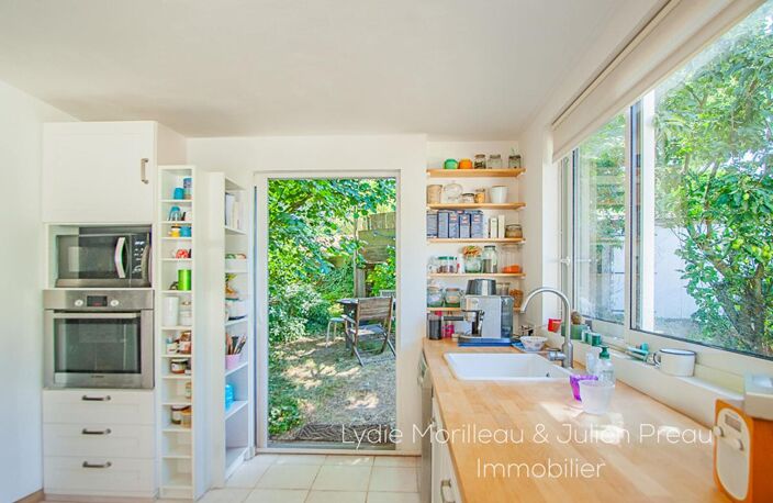 Maison avec jardin — photo 3