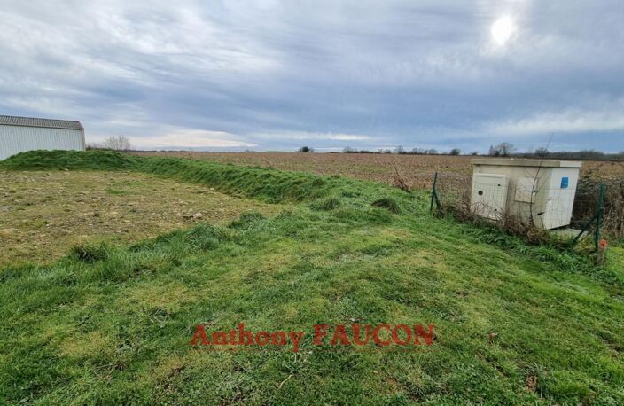 Terrain en zone artisanal Chateau Guibert 2176 m2 — photo 5