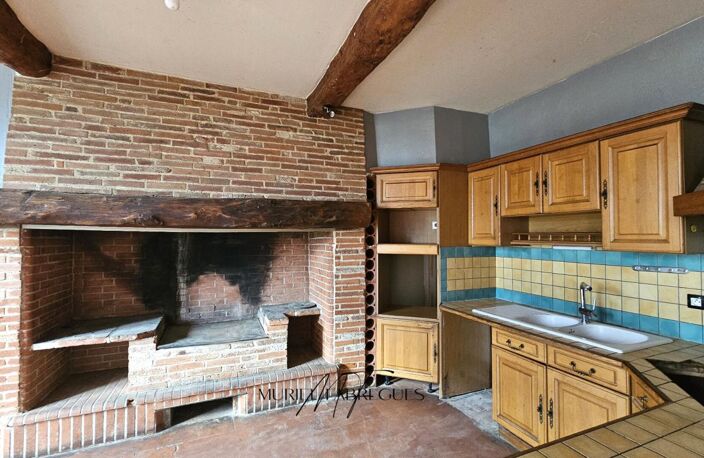 Grand terrain viabilisé de 2200 m2 avec une ferme à rénover intégralement  ou démolir.31290 Saint Germier — photo 2