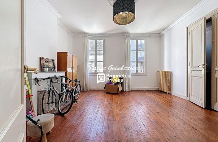 Maison bourgeoise proche Tourny avec jardin et piscine — photo 5