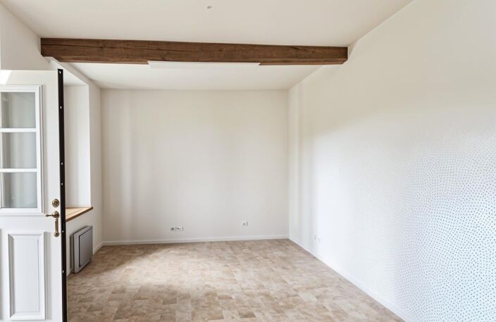 PROPRIÉTÉ SEIGNEURIALE DE 484 m2 + GRANGE DE 485 m2 À 990 000  SUR 20 HECTARES — photo 4
