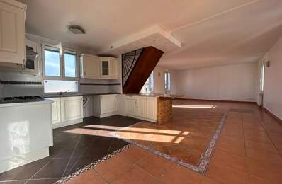 14100 Lisieux  Appartement Duplex 6 pièces 132 000 Euros — photo du bien