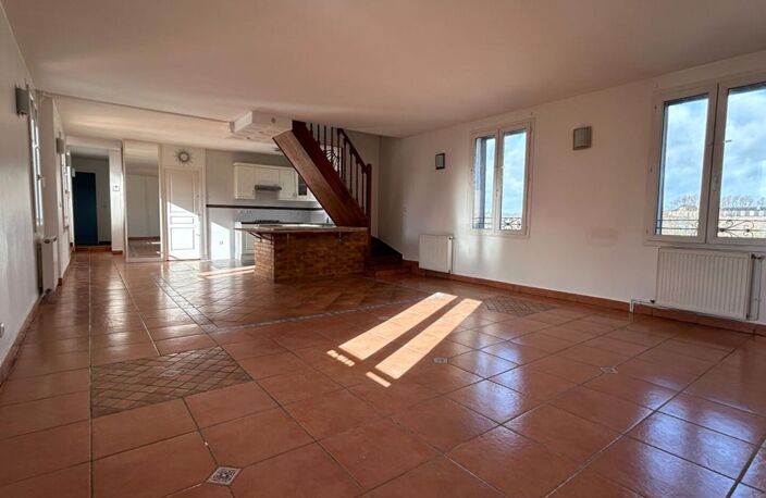 14100 Lisieux  Appartement Duplex 6 pièces 132 000 Euros — photo 2