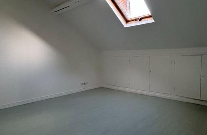 14100 Lisieux  Appartement Duplex 6 pièces 132 000 Euros — photo 4