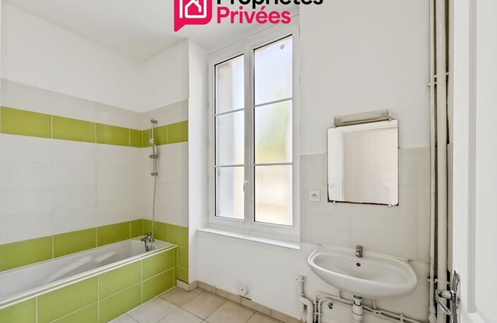 Chateaubriant - Maison  2 Appartements T3 - 6 pièce(s) 108 m2 — photo 3