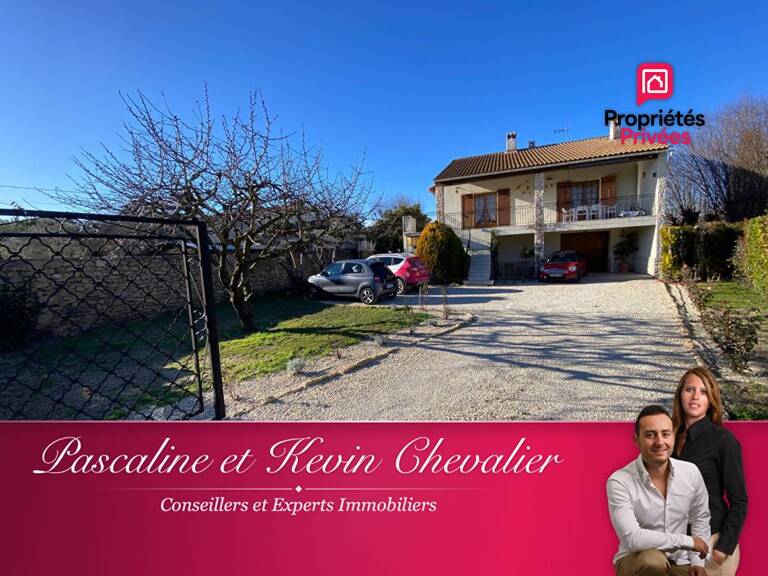 Charmante villa avec piscine au coeur de  Grans — photo 1