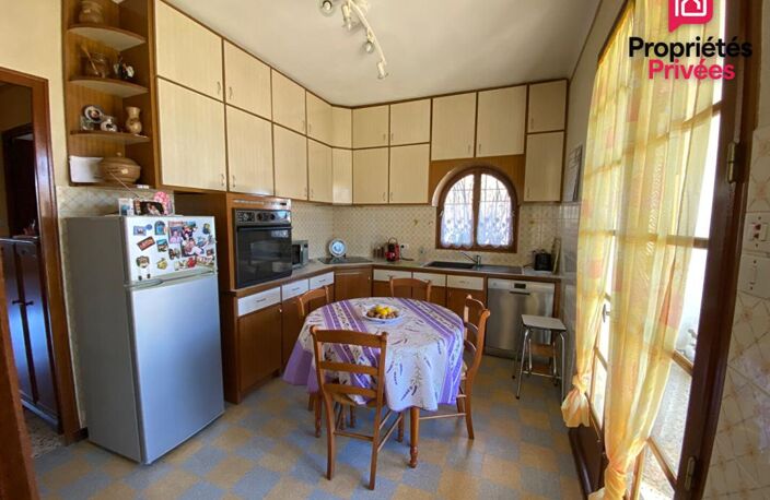 Charmante villa avec piscine au coeur de  Grans — photo 3