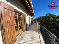 Charmante villa avec piscine au coeur de  Grans — photo 4