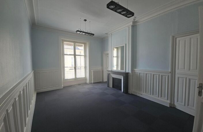 Location bureau  264 m² à Tours (37000) — photo 3