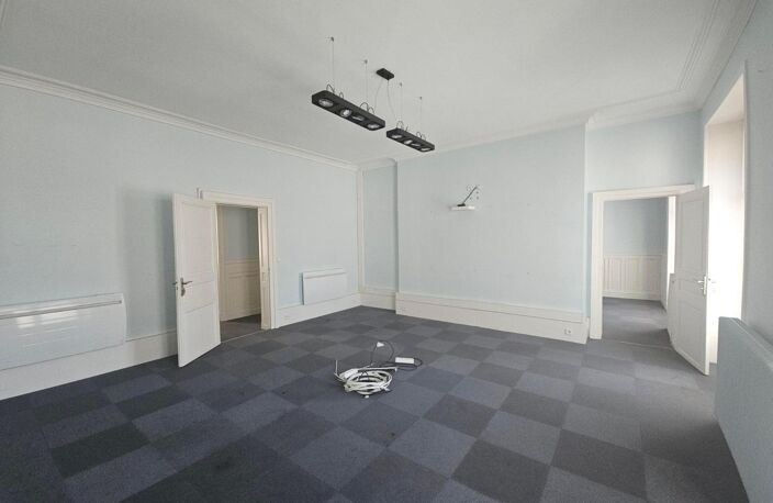 Location bureau  264 m² à Tours (37000) — photo 4