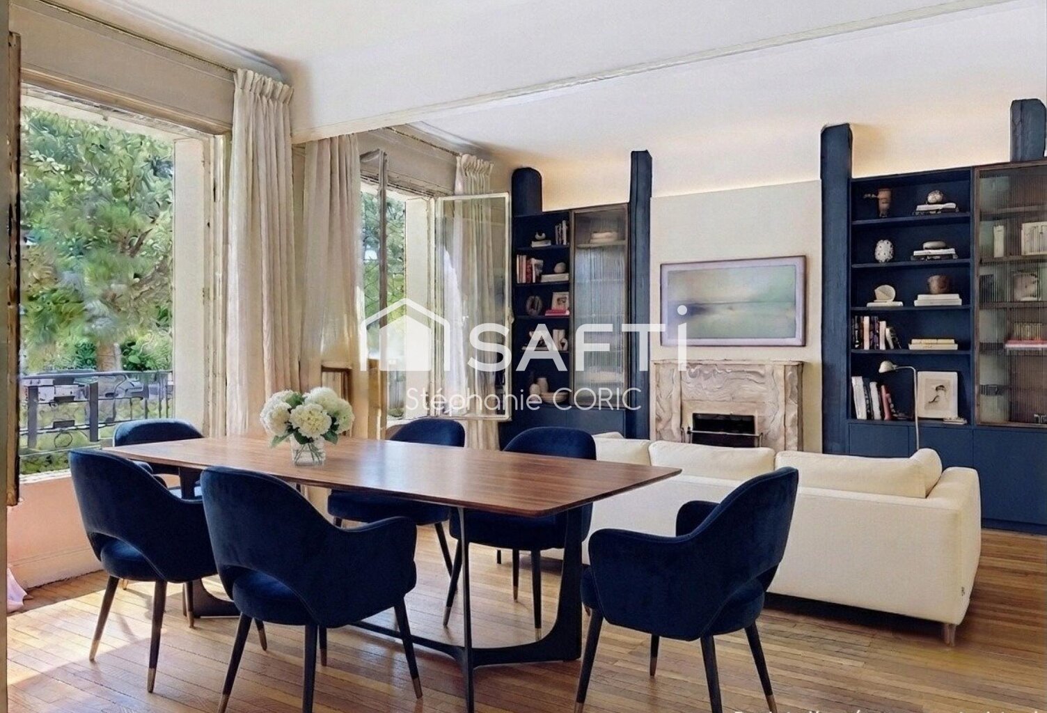 AUTEUIL - IMMEUBLE DE STANDING - BEAU POTENTIEL — photo 1
