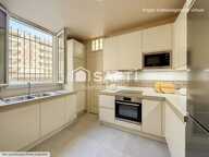 AUTEUIL - IMMEUBLE DE STANDING - BEAU POTENTIEL — photo 4