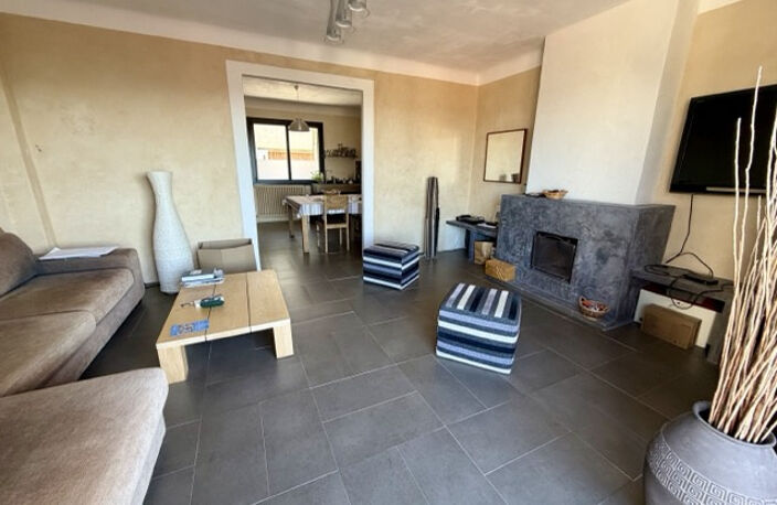 MAISON T4 AVEC TERRASSE ET JARDIN A VENDRE SUR EGUILLES — photo 3