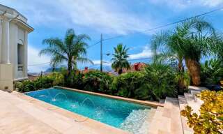 Maison 7 Pièces 253 m² à louer à Nice (06300)