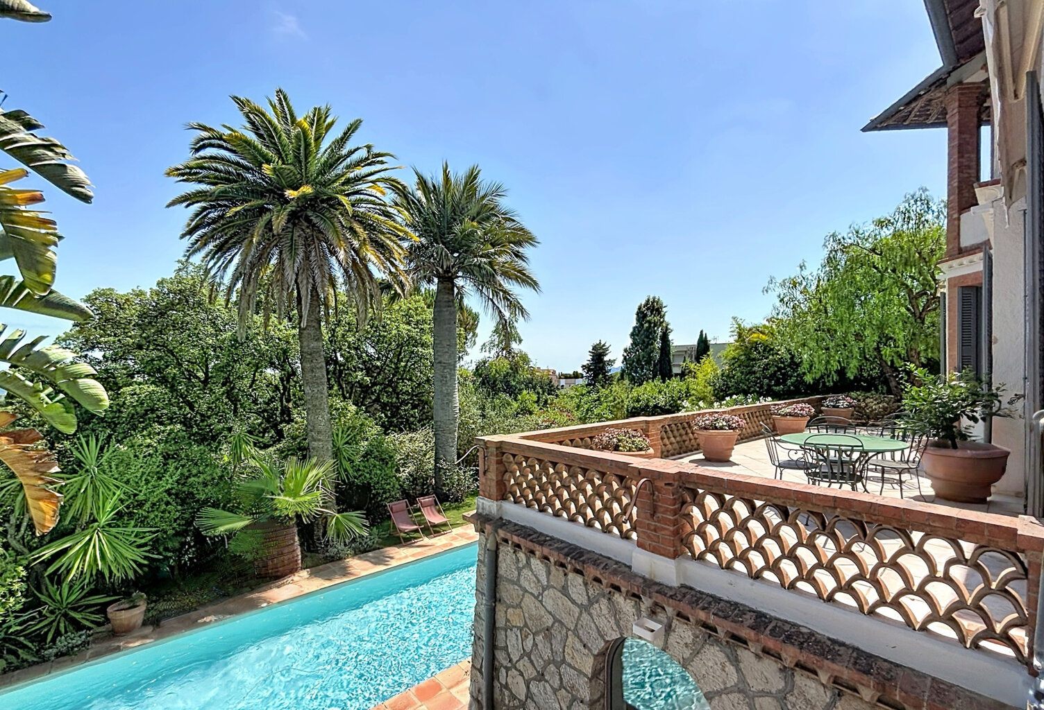 CANNES CROIX-DES-GARDES. SUPERBE APPARTEMENT BOURGEOIS AVEC — photo 1