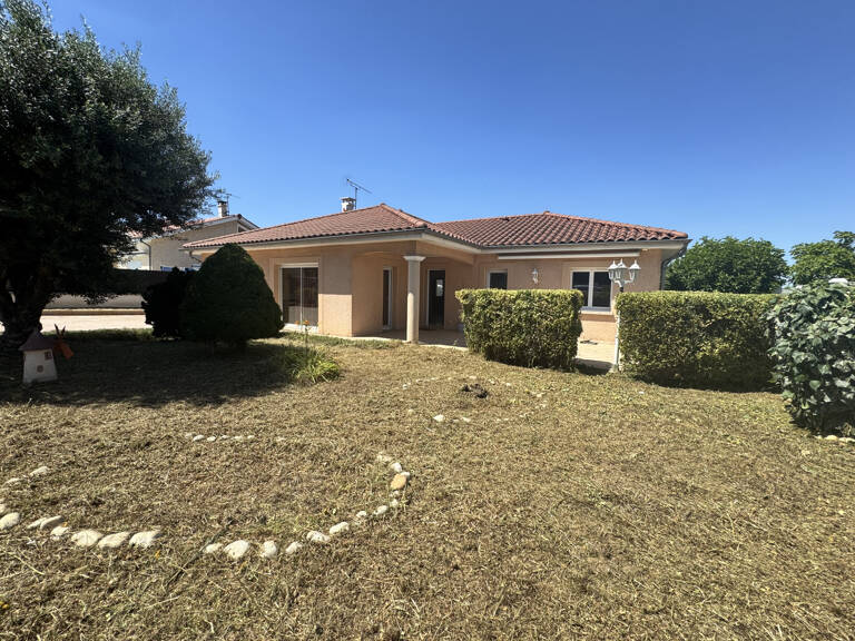 Maison de plain-pied de 103 m2 sur 605 m2 de terrain — photo 1