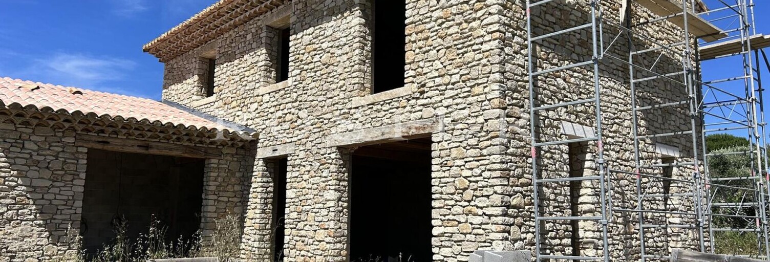 Maison 6 Pièces 180 m² à vendre à Gordes (84220)