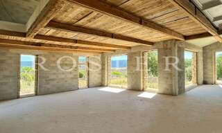 Maison 6 Pièces 180 m² à vendre à Gordes (84220)