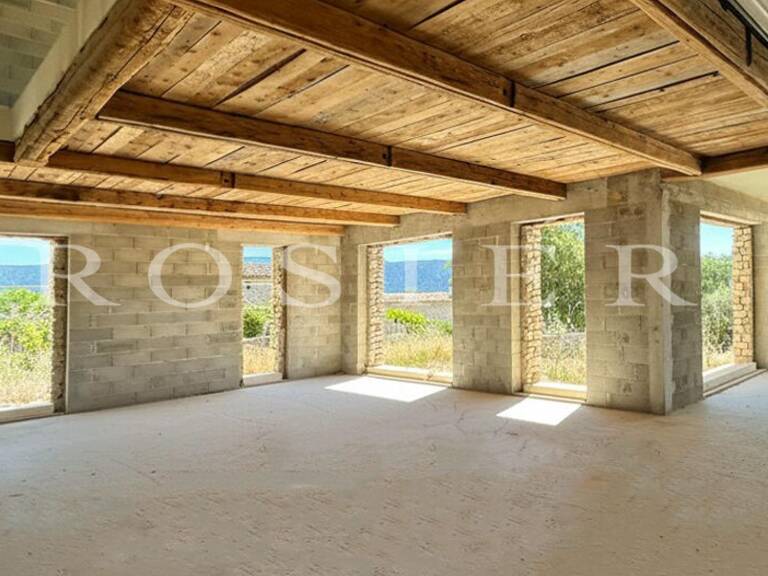 Maison en construction de 180 m² avec jardin et vue — photo 1